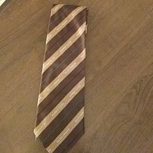 Neck tie
